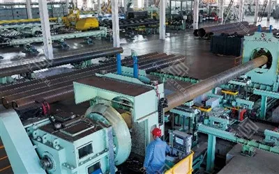 Linia de produçion de cannæ LSAW